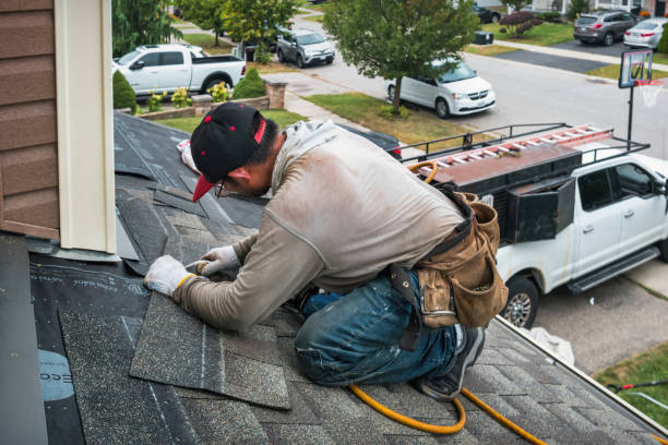 Professional Roofing technician working in Hochheim, TX